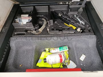 Mercedes-Benz ML 320 · Ano 2006