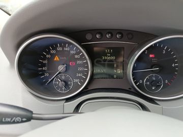 Mercedes-Benz ML 320 · Ano 2006