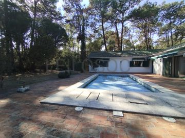 Moradia V5 com Piscina · Herdade da Aroeira, Almada