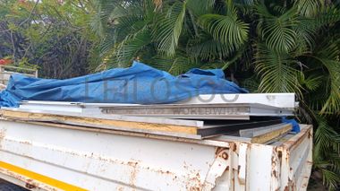 Contentor desmontado