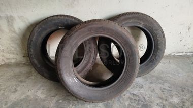 Pneus com diversas marcas