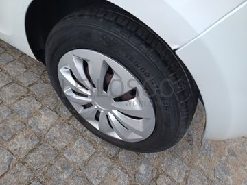 Renault Clio 1.5 DCi · Ano 2008