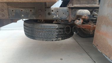 Camião-cisterna Toyota Hino - 2003