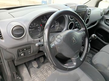 Peugeot Partner · Ano 2018
