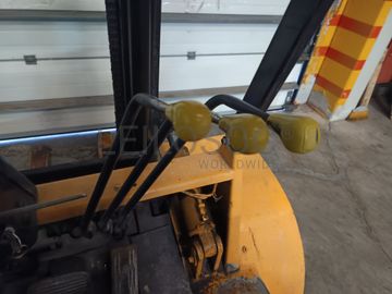 Empilhador Mitsubishi FD-25 · Ano 1990