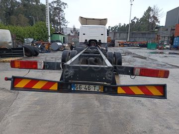 Scania P94B (4x2) 230 · Ano 2002