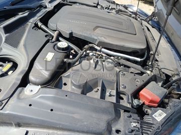 Jaguar F-Type R-Dynamic · Ano 2019