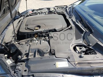 Jaguar F-Type R-Dynamic · Ano 2019