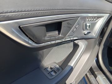 Jaguar F-Type R-Dynamic · Ano 2019