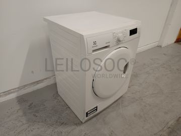 Máquina Secar Eletrolux · Televisão Sanyo