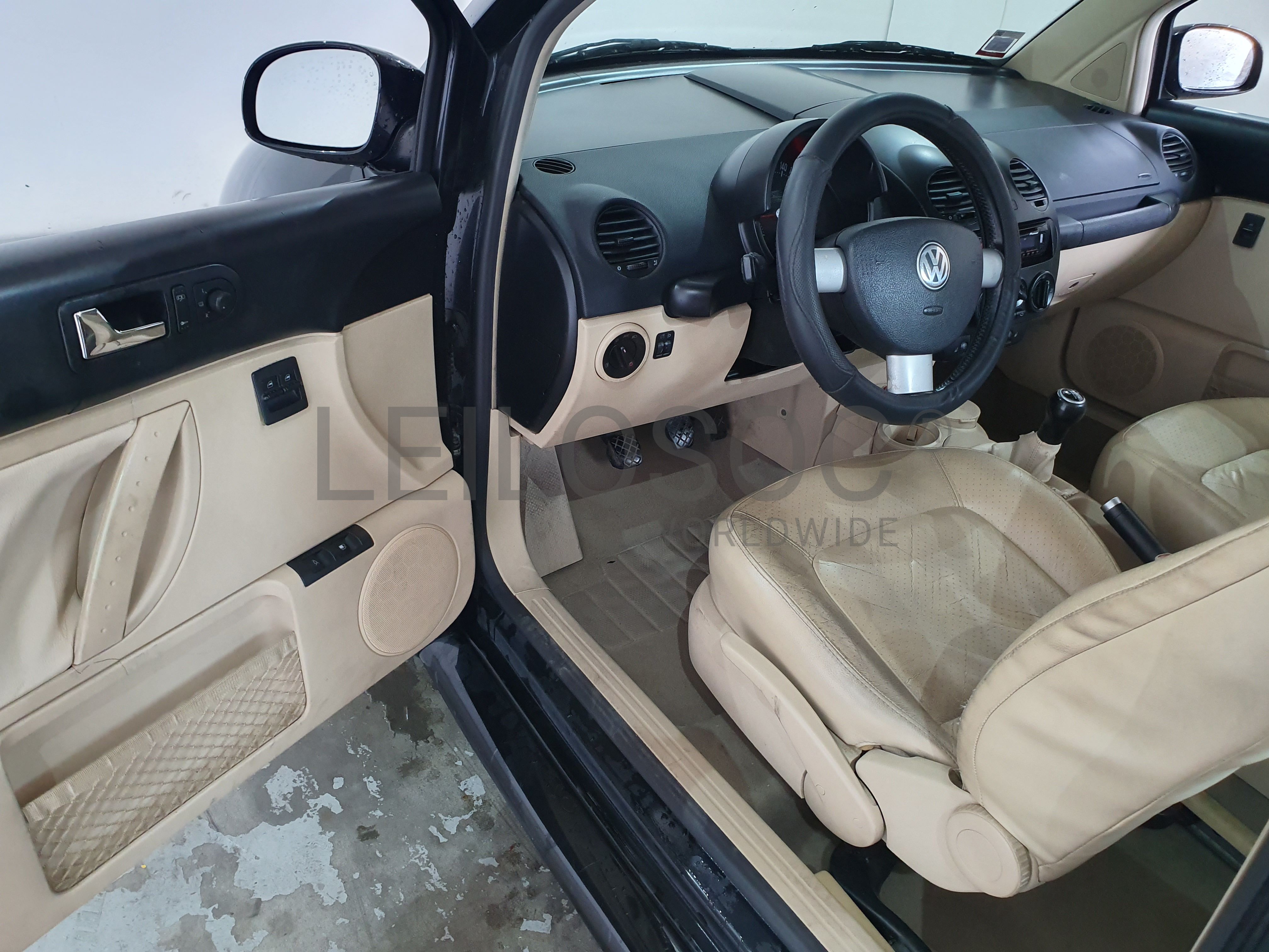 Volkswagen New Beetle · Ano 2005 