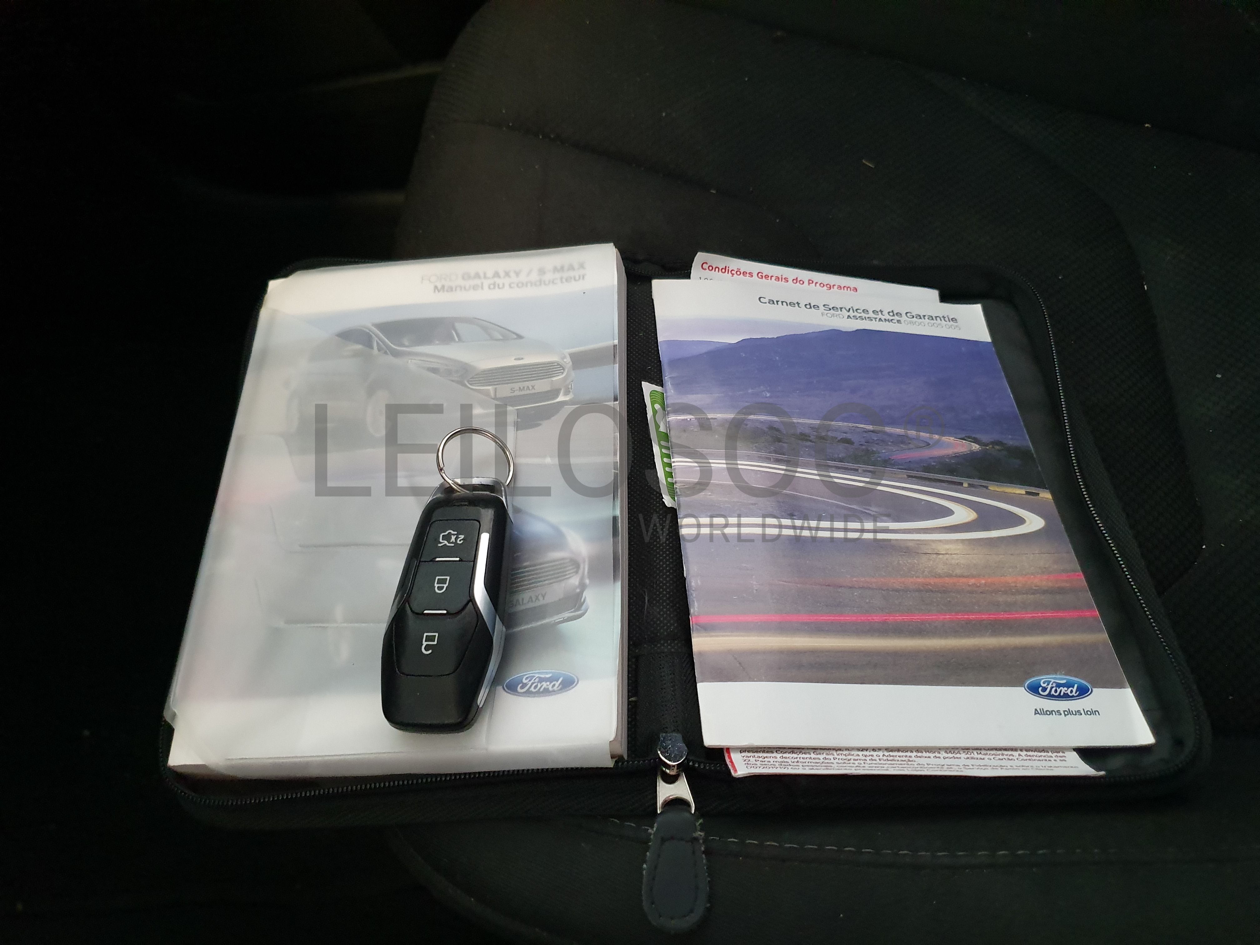 Ford S-Max · Ano 2015  