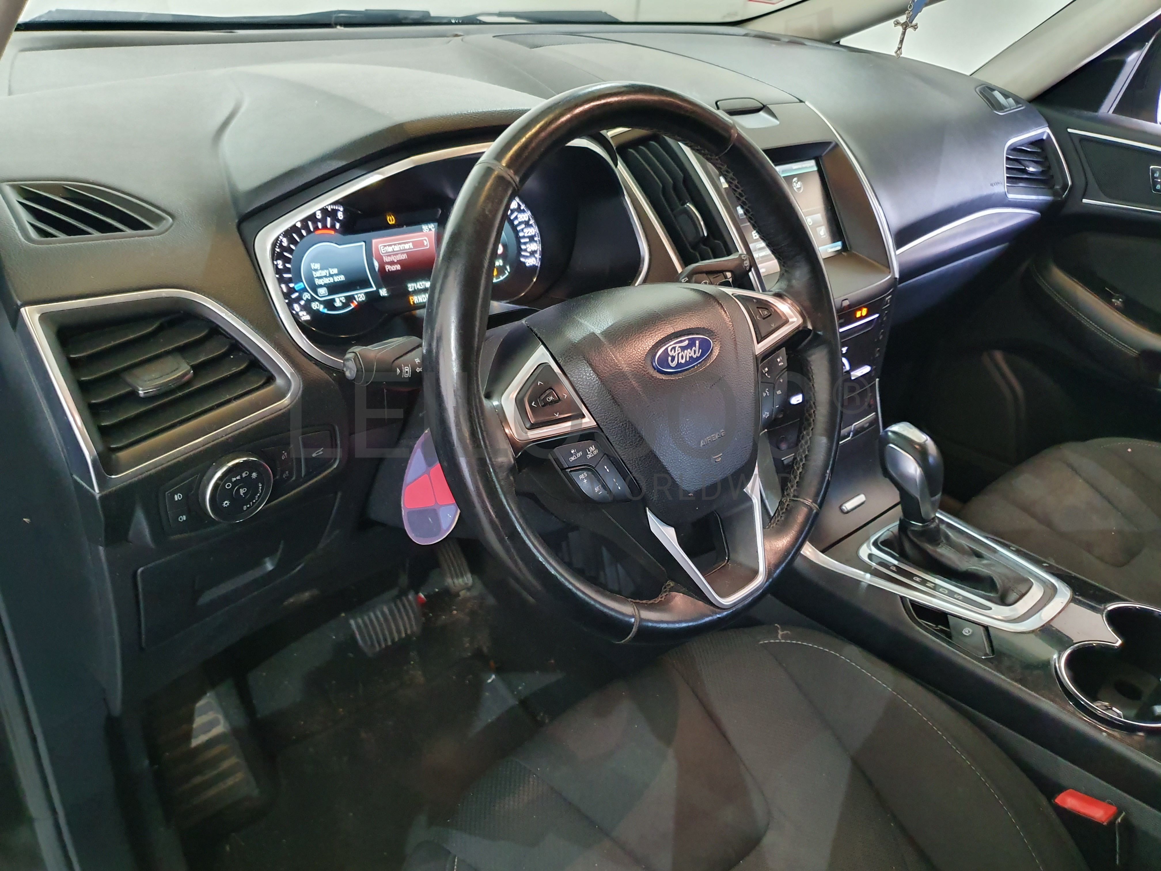 Ford S-Max · Ano 2015  