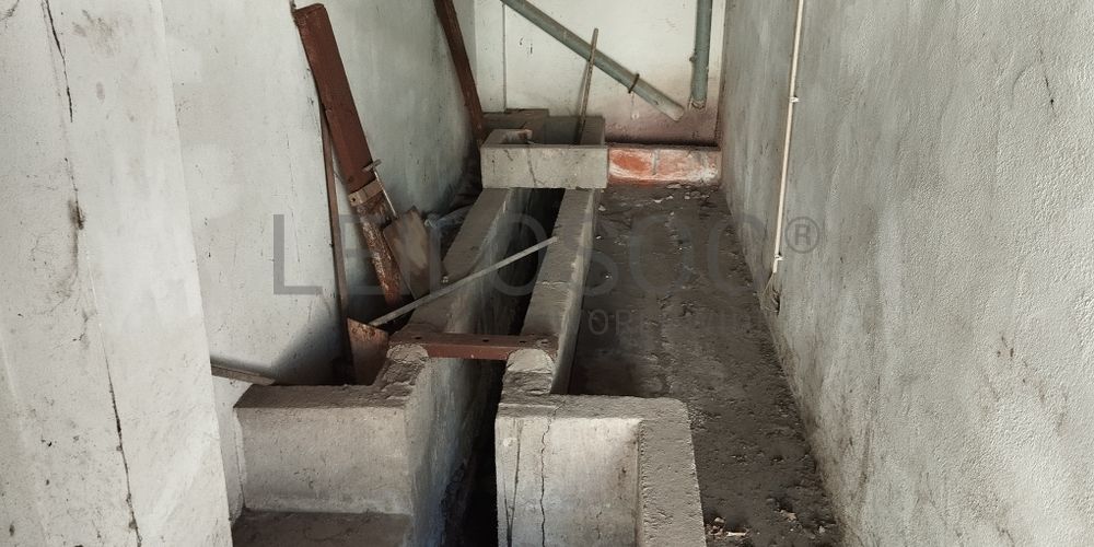 Armazém Industrial · Alcanena 10