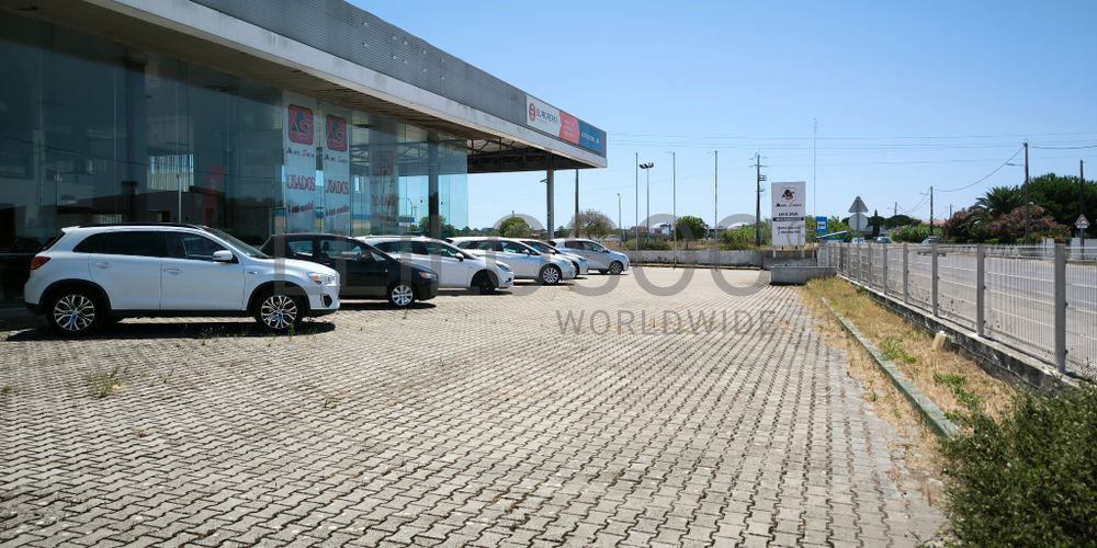 Edifício Comercial c/ 2 pisos · Zona Industrial das Arroteias, Moita  (3/5)