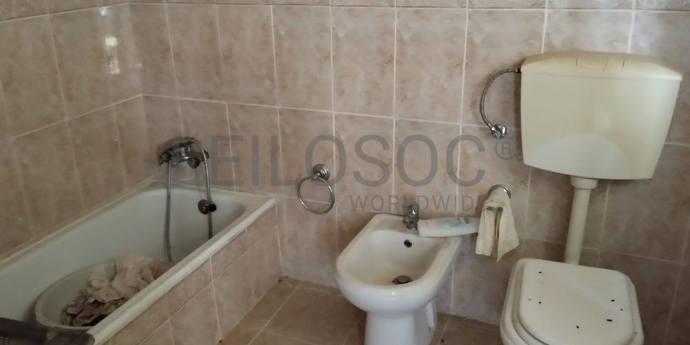 Moradia V6 (Para Recuperação) com Terreno · Vila Velha de Ródão 7