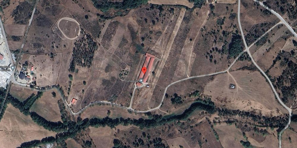 Proporção de 17/20 de Pavilhões para Produção Animal · Terrenos · Vila Pouca de Aguiar 36