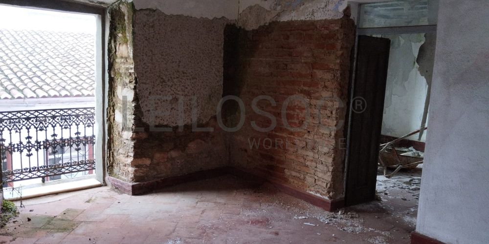 Edifício para Renovação · Elvas 10