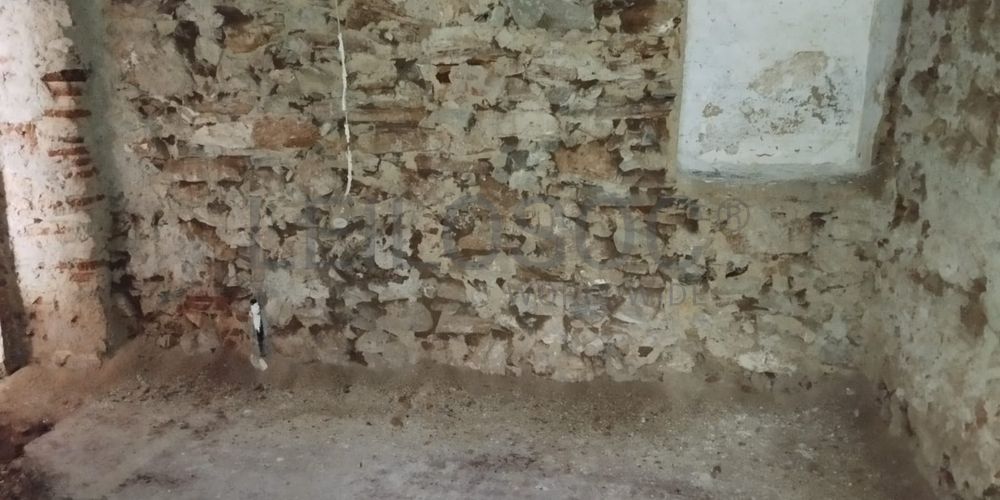 Edifício para Renovação · Elvas 8