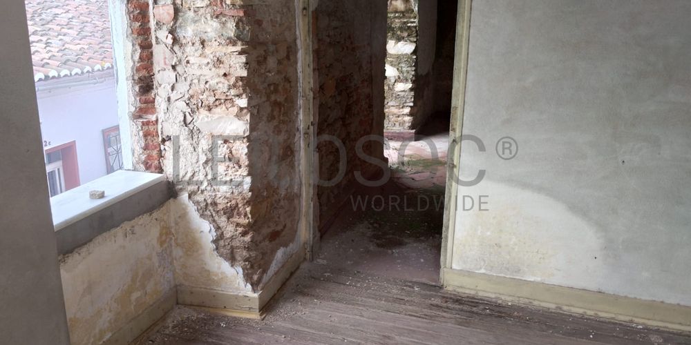 Edifício para Renovação · Elvas 21