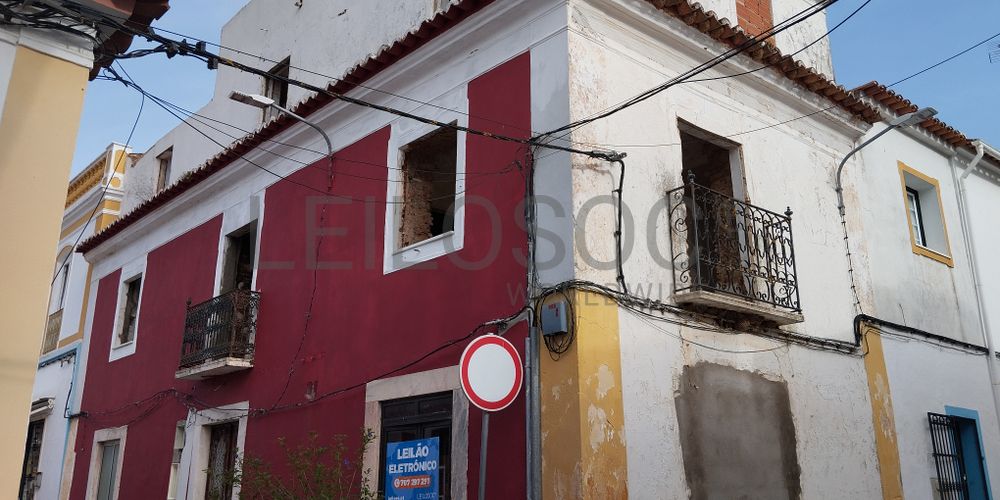 Edifício para Renovação · Elvas