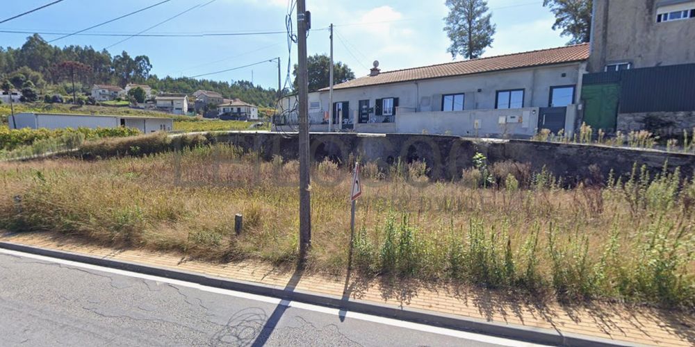 Usufruto de Terreno · Felgueiras