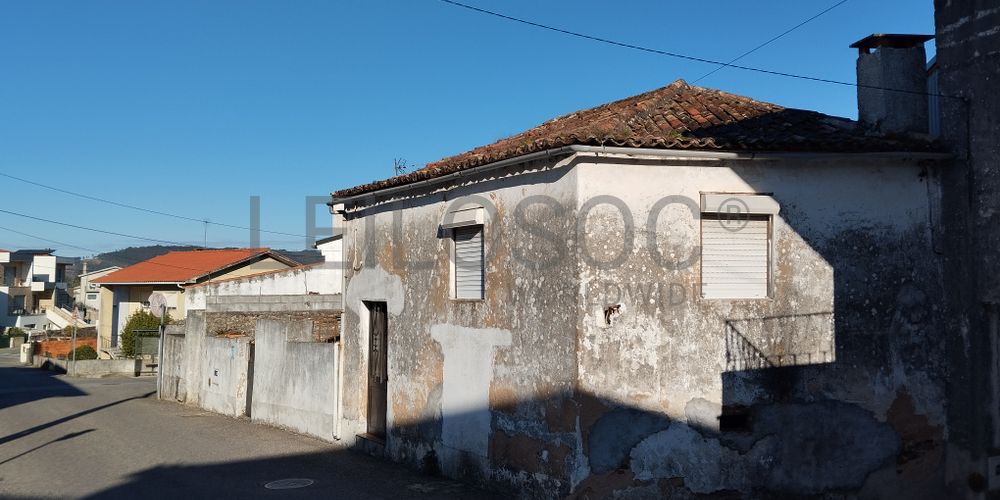 Moradia V2 · Miranda do Corvo 2