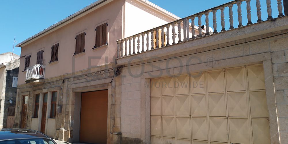 Moradia V4 com Terreno · Britiande, Lamego (2/5)