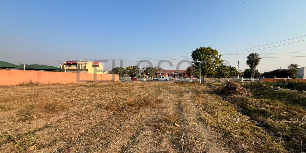 TERRENO URBANO - Quipungo | Huíla