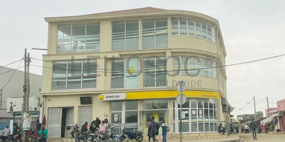 CAZENGA | LUANDA | Antiga Agência Bancária