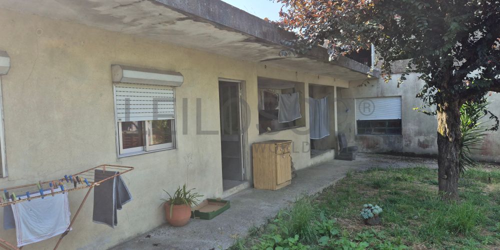 Moradia V4 · Vila de Cucujães, Oliveira de Azeméis 15