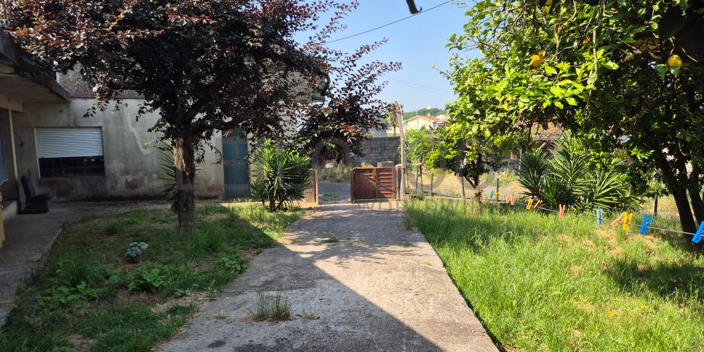 Moradia V4 · Vila de Cucujães, Oliveira de Azeméis 19