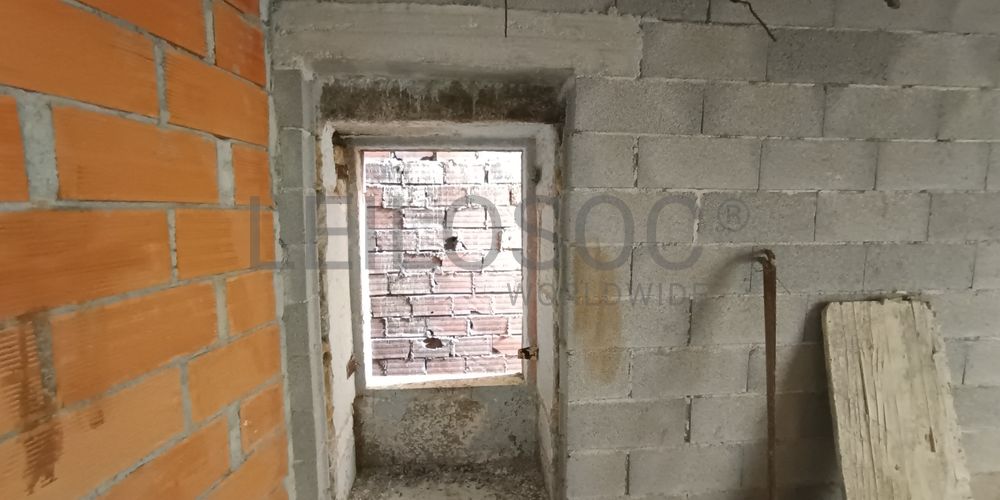 Edifício com 3 Pisos · Tabuaço 13