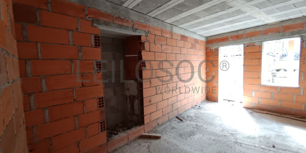 Edifício com 3 Pisos · Tabuaço 22