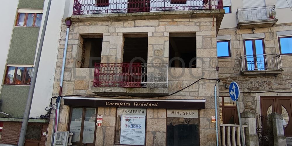 Edifício com 3 Pisos · Tabuaço 2