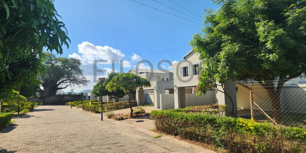 29 Moradias T3 Em Condomínio Fechado – Chingodzi, Tete