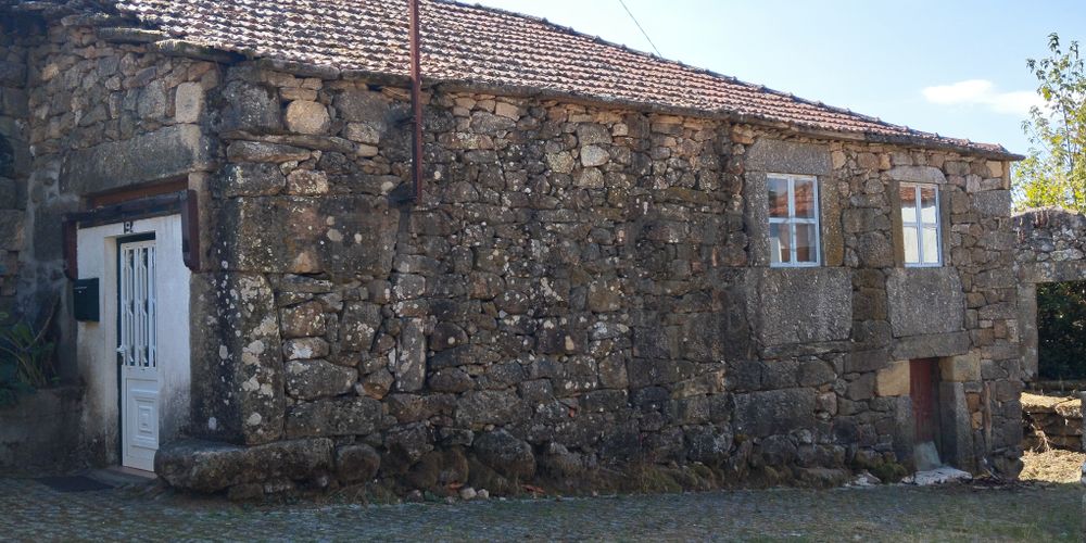 Proporção de 1/5 de Moradia + Terreno · Vila Nova de Paiva 3