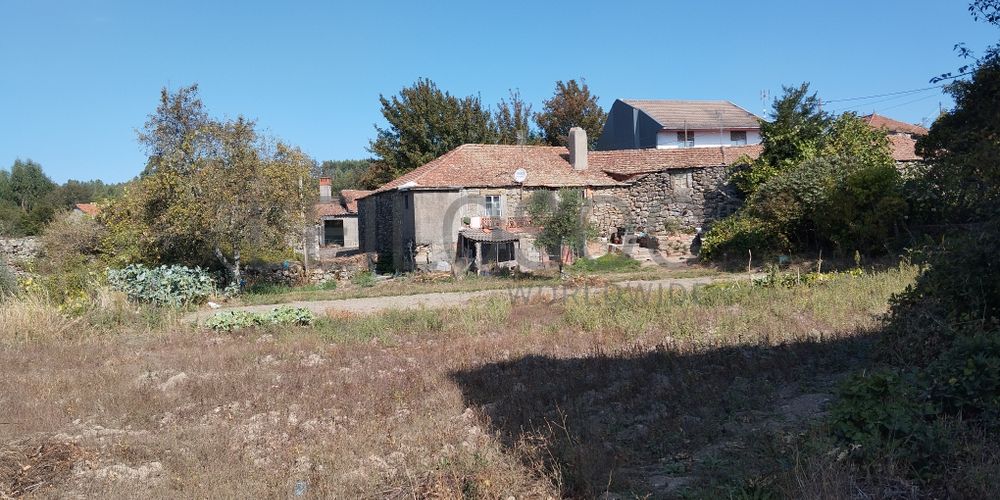 Proporção de 1/5 de Moradia + Terreno · Vila Nova de Paiva 6