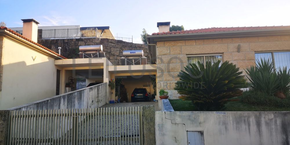 Moradia V3 · Telões, Amarante 4