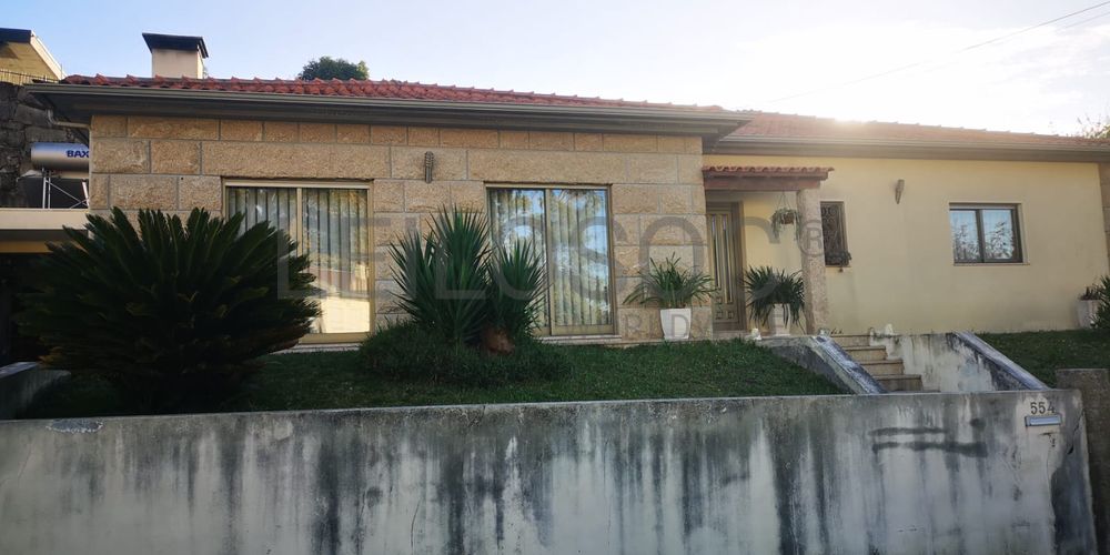 Moradia V3 · Telões, Amarante 5