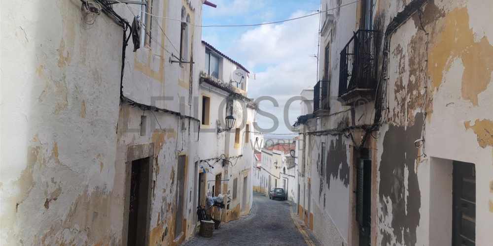 Moradia em Ruínas · Elvas 4
