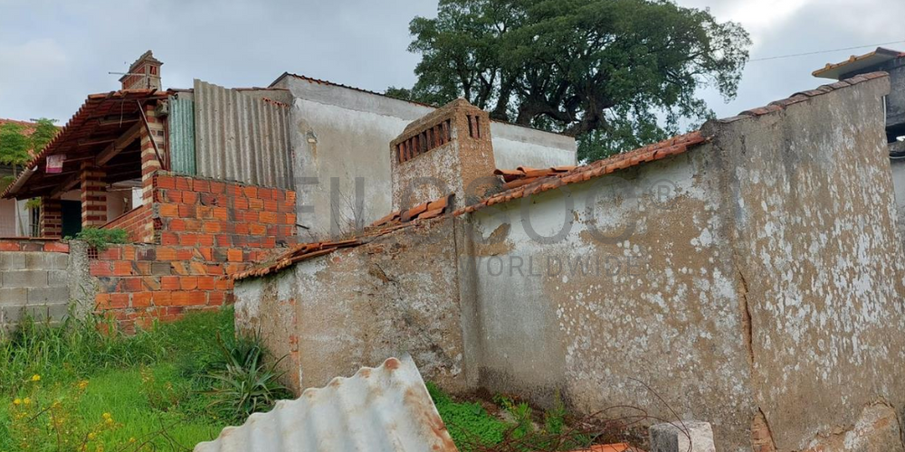 Moradia em Ruínas · Vila Nova da Barquinha, Santarém