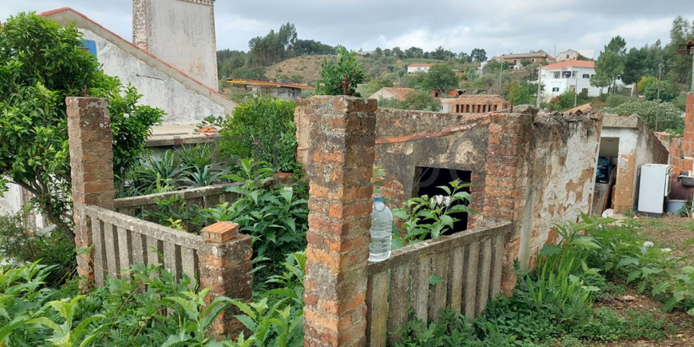 Moradia em Ruínas · Vila Nova da Barquinha, Santarém 5