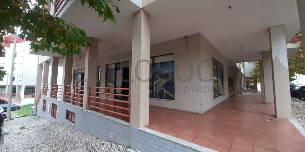 Lojas · Torres Novas, Santarém 4