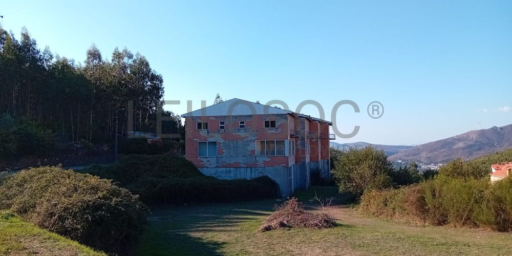 Terreno para Construção com 356 m² · Raiva, Castelo de Paiva