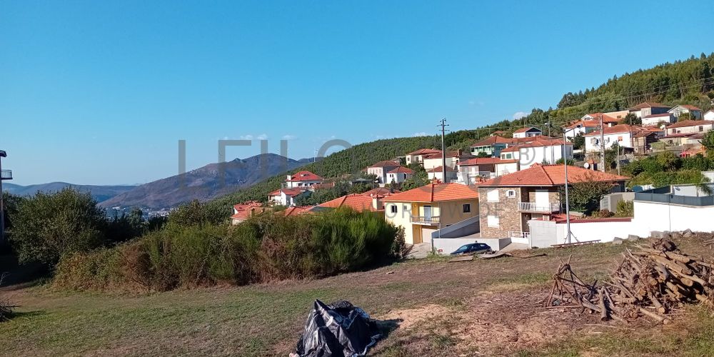 Terreno para Construção com 253 m² · Raiva, Castelo de Paiva
