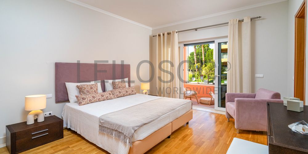 Apartamento T2 · Vilamoura 4