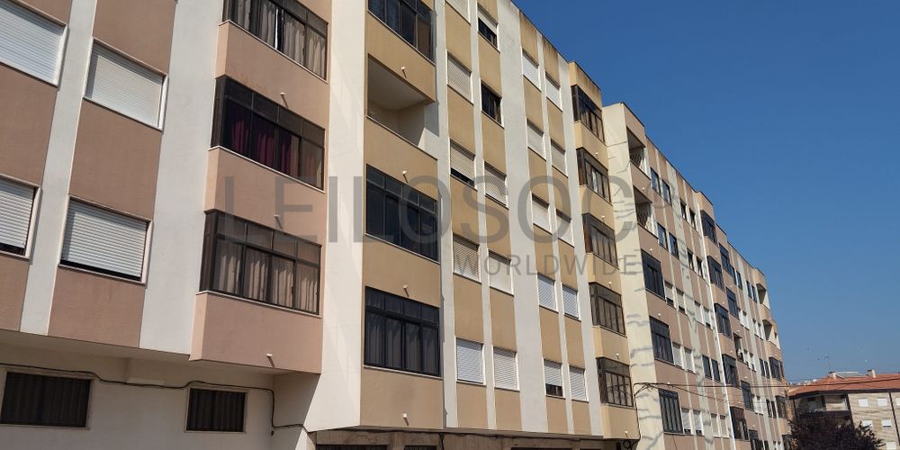 Apartamento T3 Duplex · Vila Franca de Xira 2