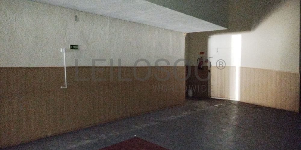 Proporção de 1/2 de Edifício · Setúbal 18