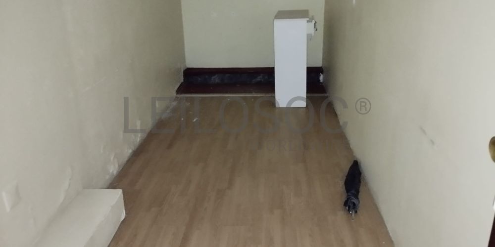 Proporção de 1/2 de Edifício · Setúbal 13